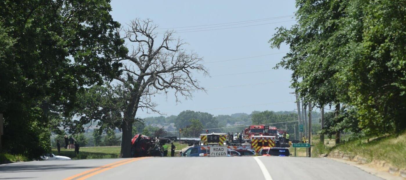 Vehicles respond to crash